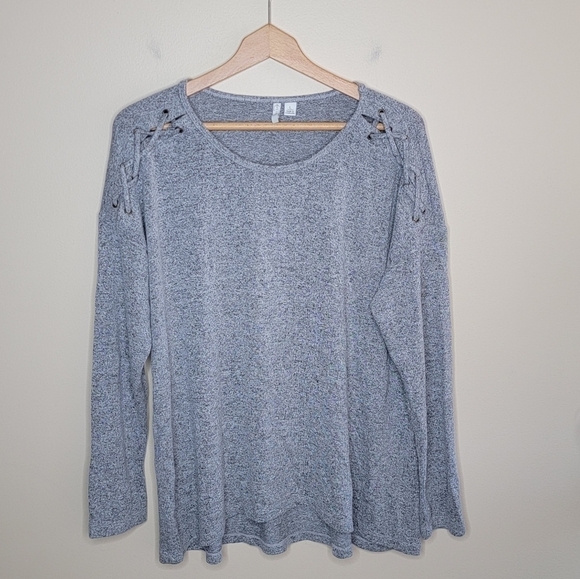 Cato | Heathered Gray Lightweight Sweater with Laced Detail on Shoulders - Picture 1 of 4